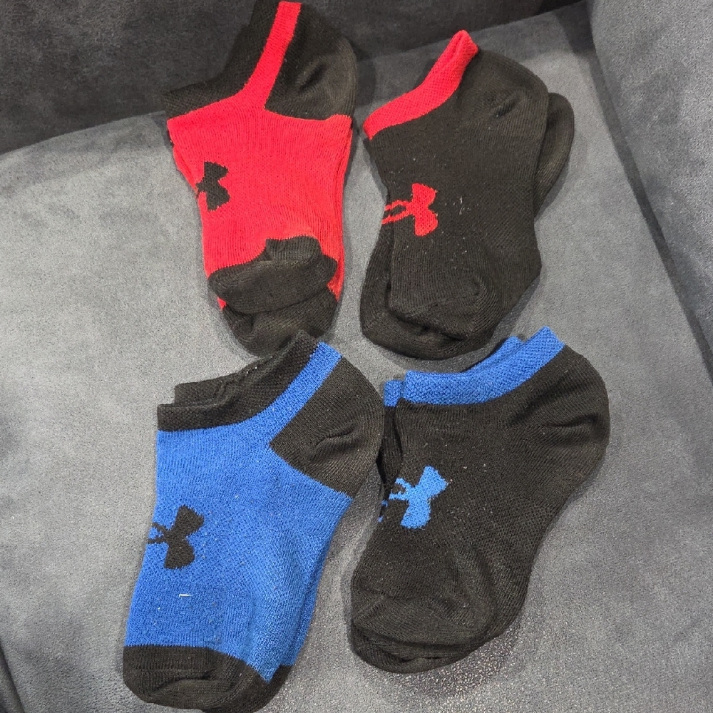 Under Armour Black and Red, Blue Ankle Socks